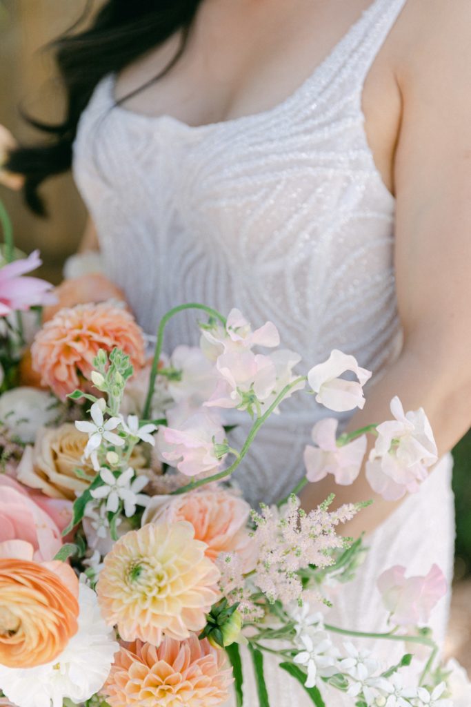 Wedding bridal bouquet details